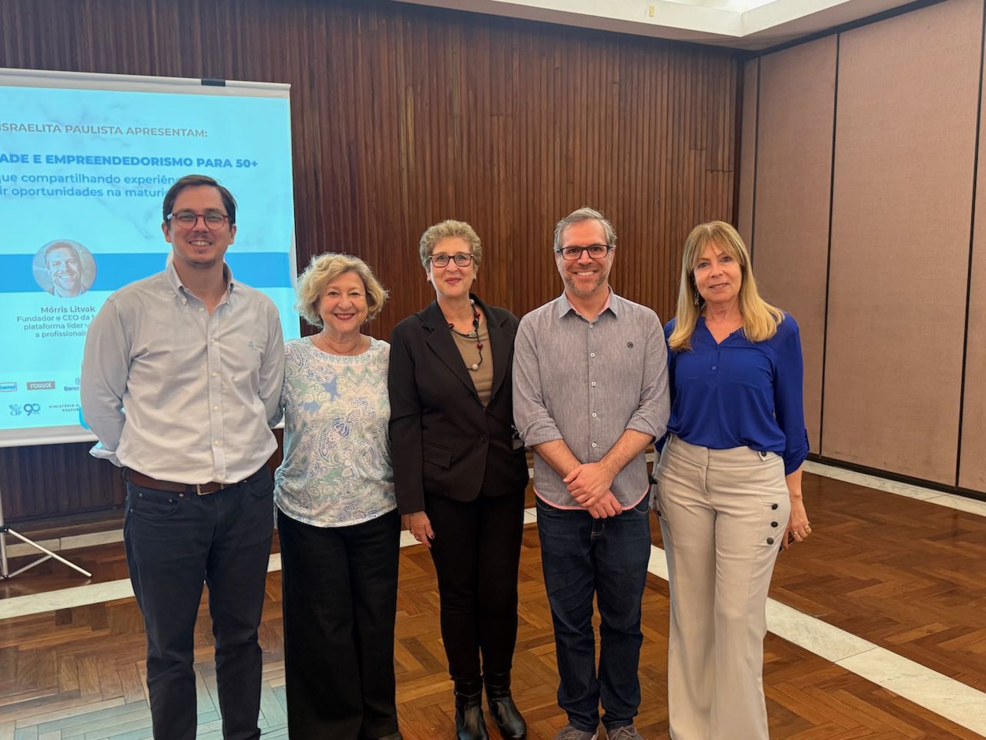 CIP debate o futuro dos 50+ em encontro sobre Empregabilidade e Empreendedorismo - Fundada em 1948, a CONIB – Confederação Israelita do Brasil é o órgão de representação e coordenação política da comunidade judaica brasileira. 