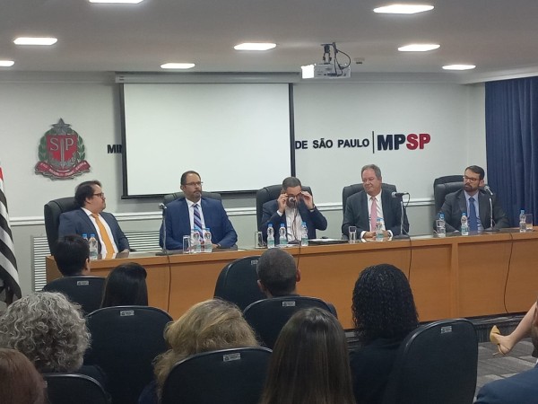 News-Em Pauta - Fundada em 1948, a CONIB – Confederação Israelita do Brasil é o órgão de representação e coordenação política da comunidade judaica brasileira. 